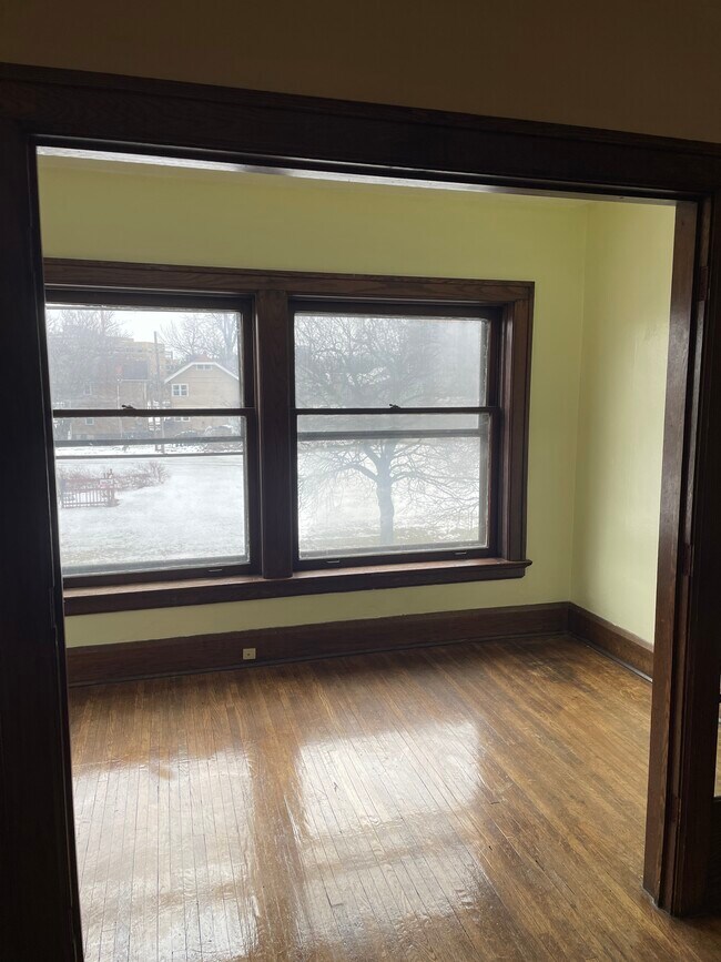 Building Photo - 414 Floyd St