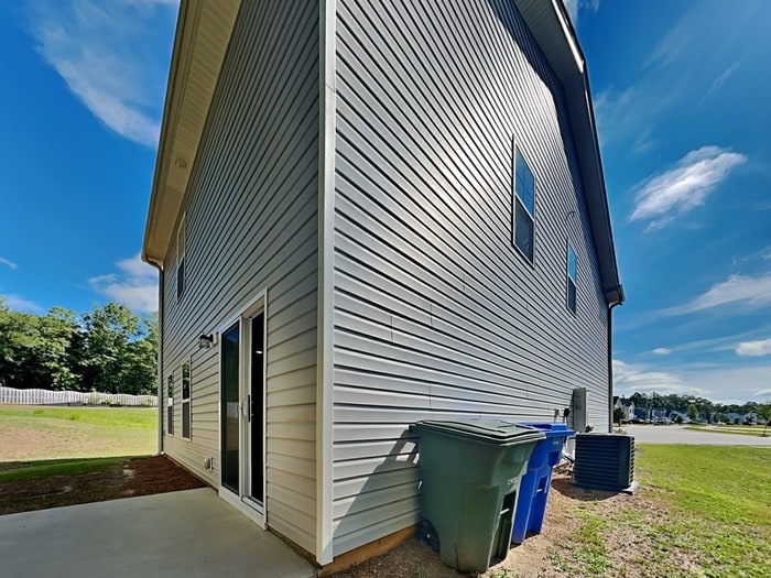 Building Photo - 278 Bent Holly Dr