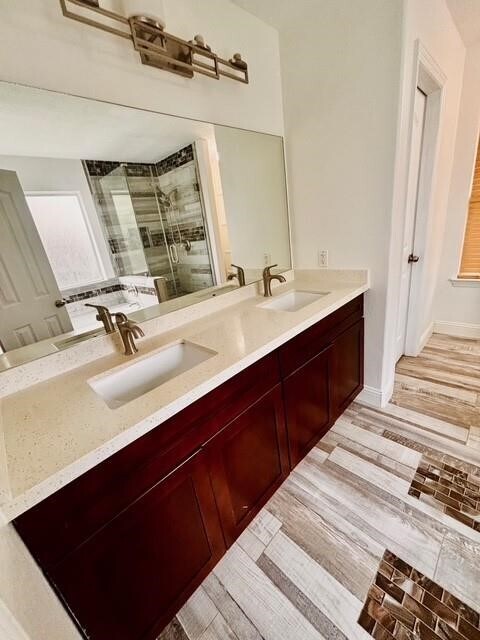 Building Photo - 23915 Floragate Dr