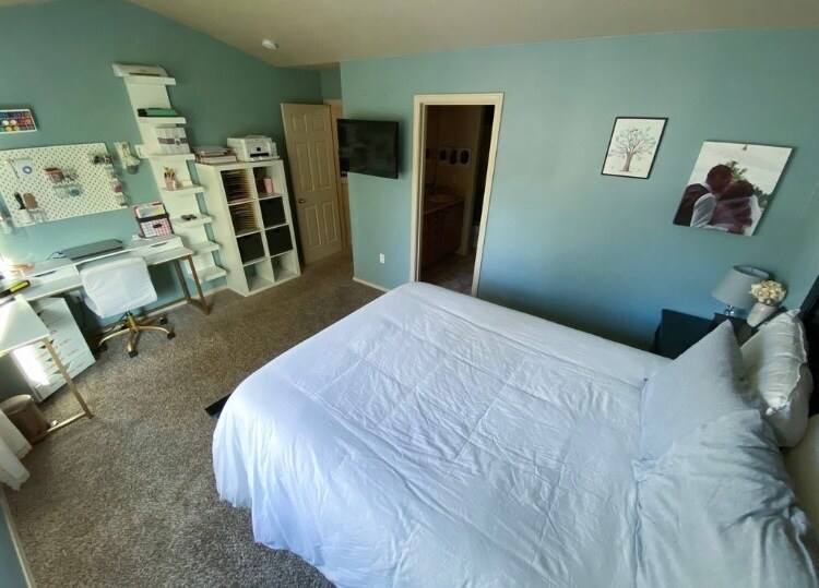 Main suite. - 38438 Galway St