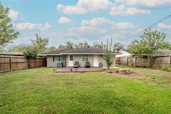 Building Photo - 4606 Nina Lee Ln