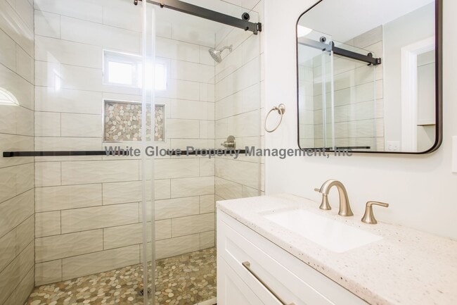 Building Photo - New Build 1 Bedroom Fullerton Back House