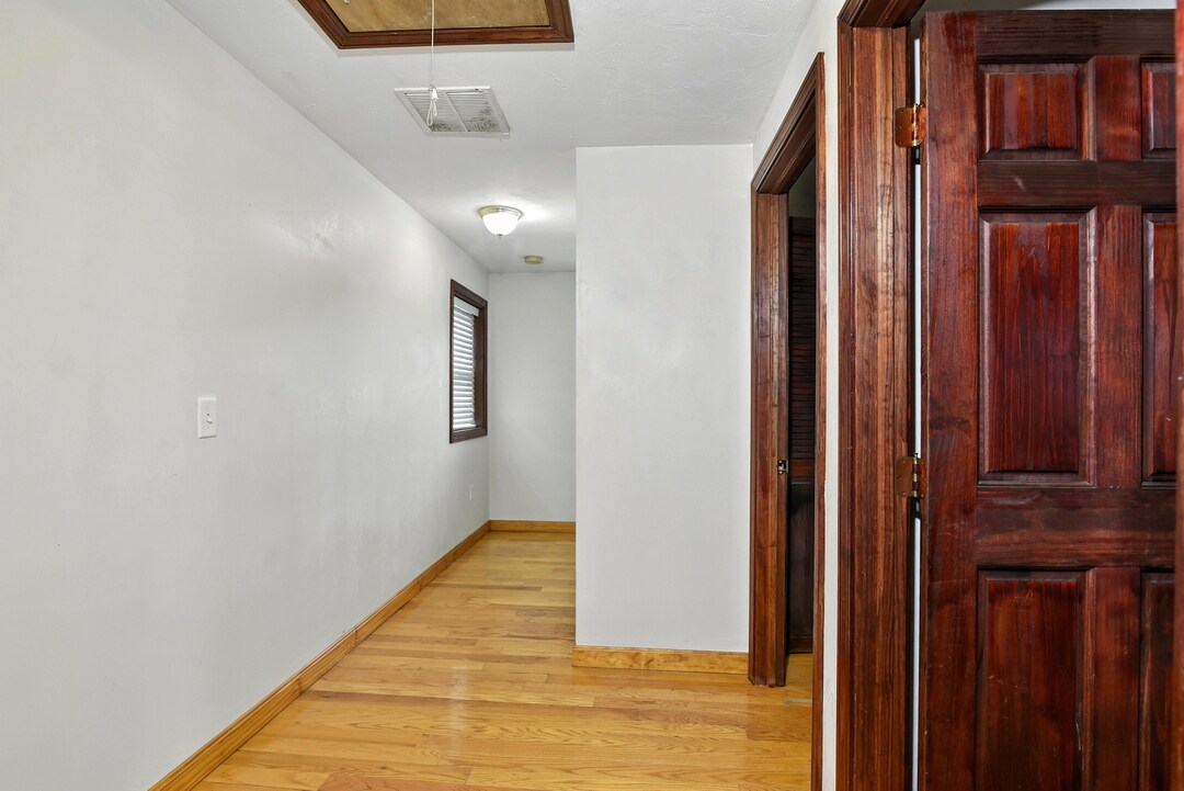 Building Photo - 12 Fenton St