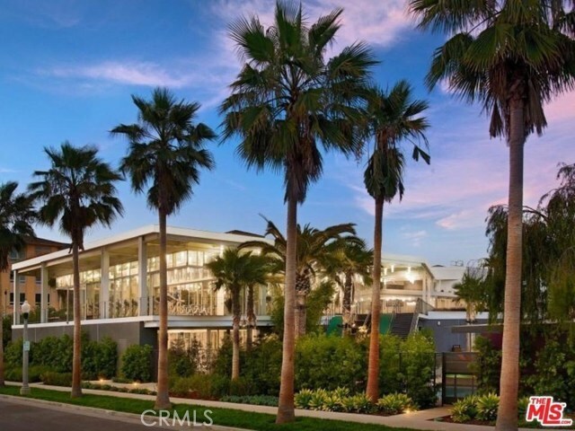 Building Photo - 12975 Agustin Pl