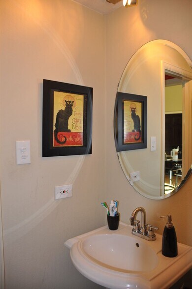 Bathroom - 1203 Washington Ave