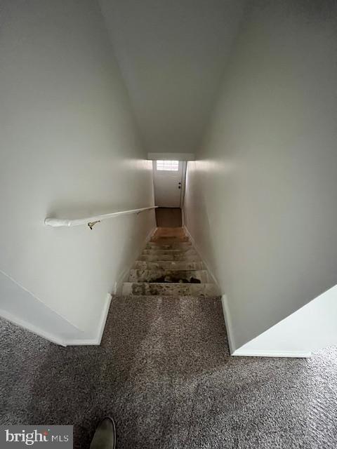 Building Photo - 541 Bridge St