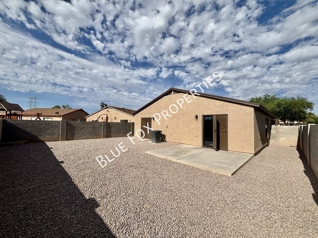 Building Photo - 5369 S Waterloo Ln