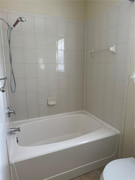 Building Photo - 10011 Courtney Palms Blvd