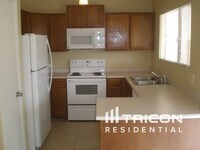 Building Photo - 4513 N 106th Ave