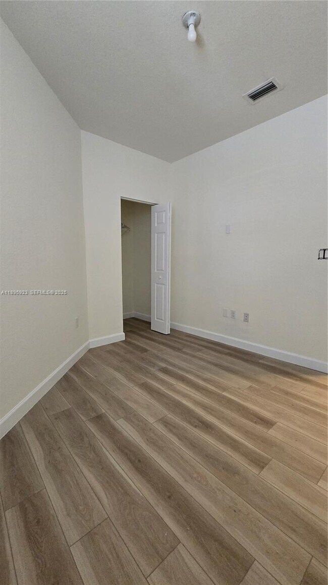 Building Photo - 10630 NW 88th St