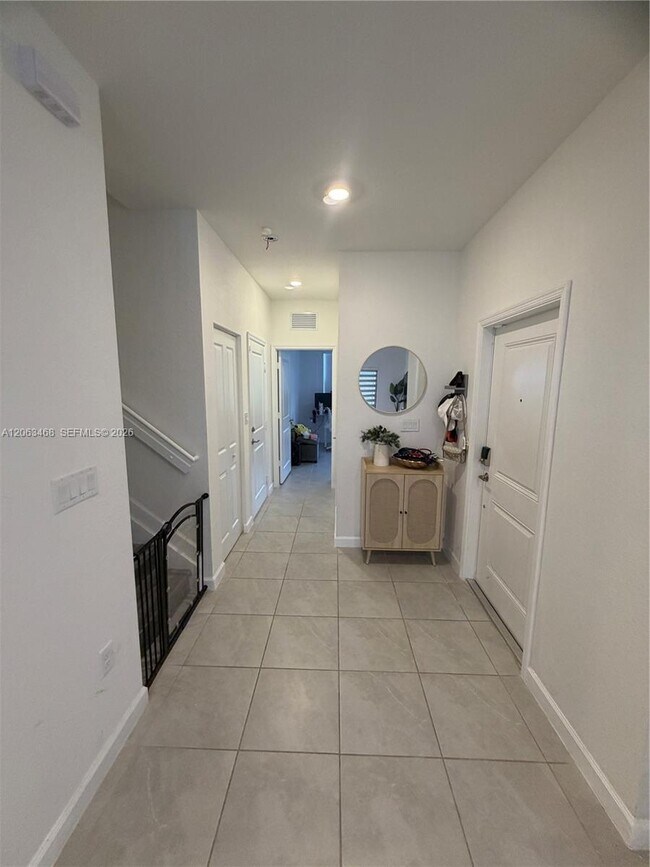 Building Photo - 12944 SW 286th Terrace