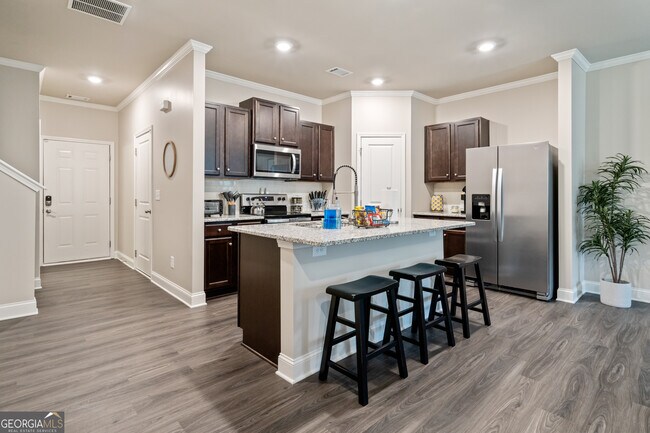 Building Photo - 2029 Pinnacle Walk