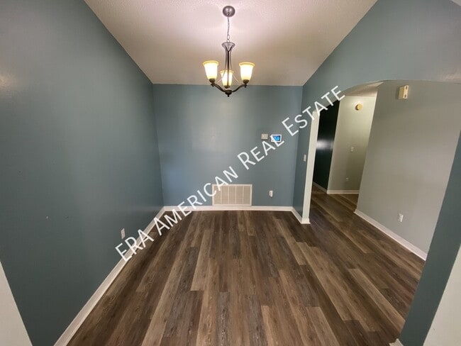 Building Photo - 192 Wright Cir