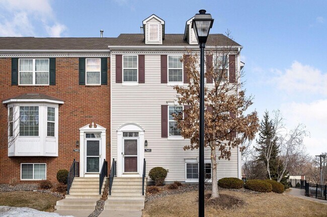 Building Photo - 7601 Elm Grove Cir