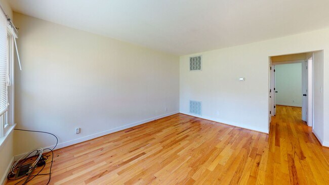 Building Photo - 5677 Myrtle St