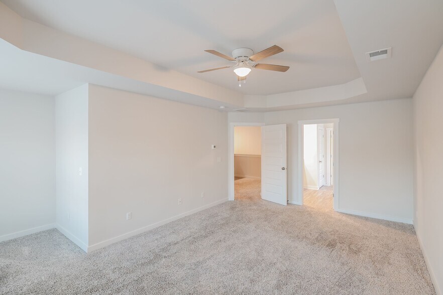 Building Photo - 5537 Cathwick Dr