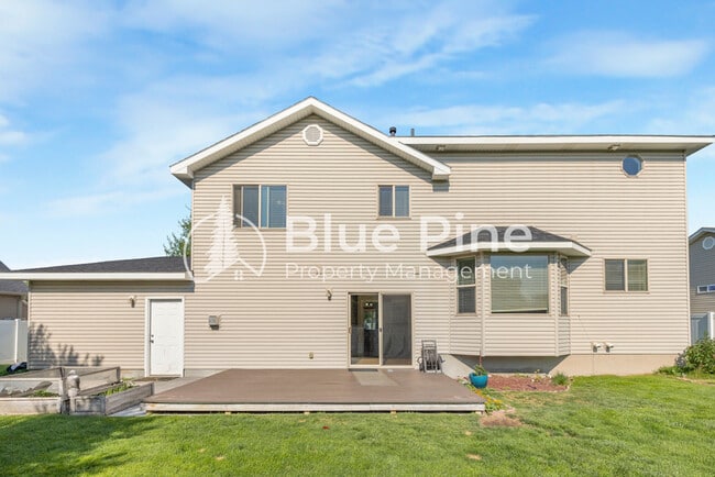 Building Photo - 3635 Tuscany Dr