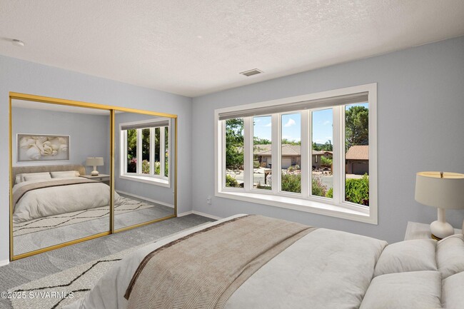 Building Photo - Gorgeous, modern, remodeled, unfurnished, ...