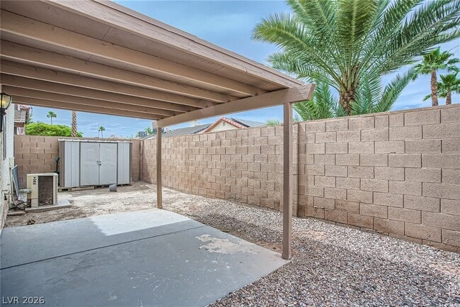Building Photo - 2910 Currant Ln