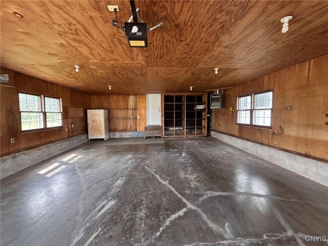 Building Photo - 194 US-11