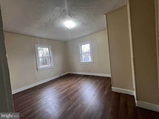 Building Photo - 6565 S Spotswood Trail