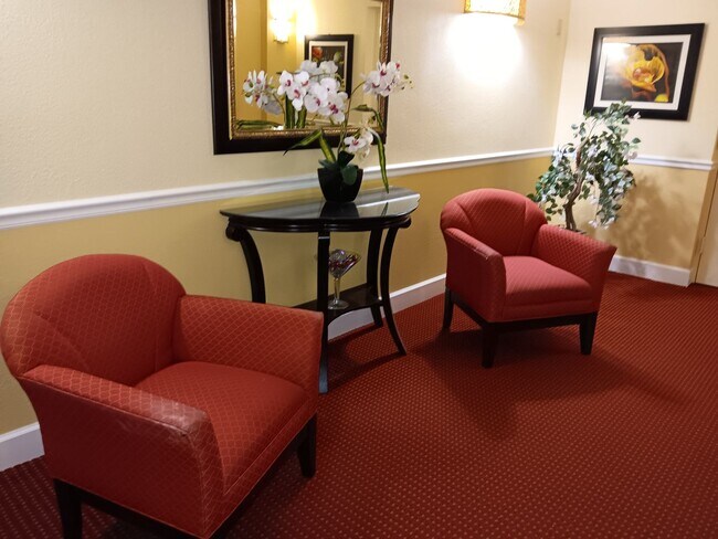 Building Photo - Stunning views, great amenities for 55+ re...