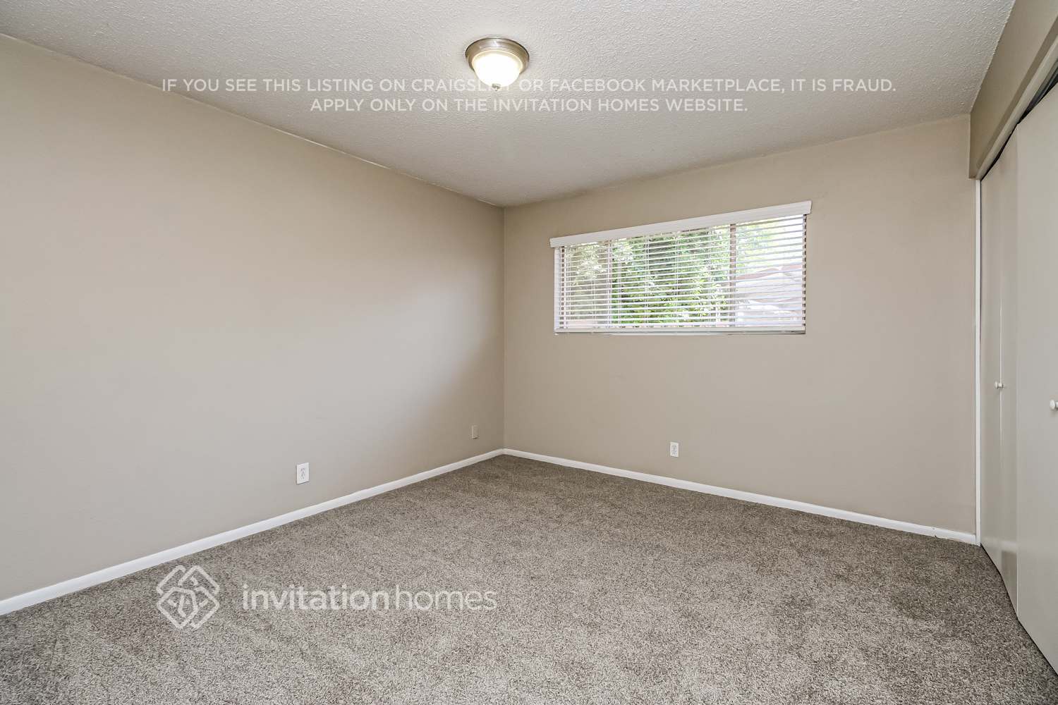 Building Photo - 1754 W 2nd St