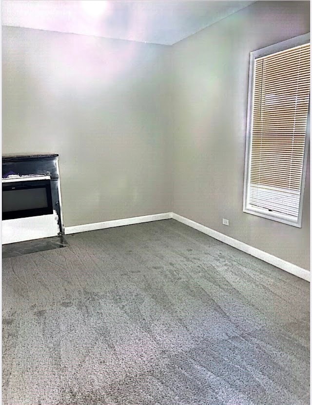 Building Photo - 184 Meadow St