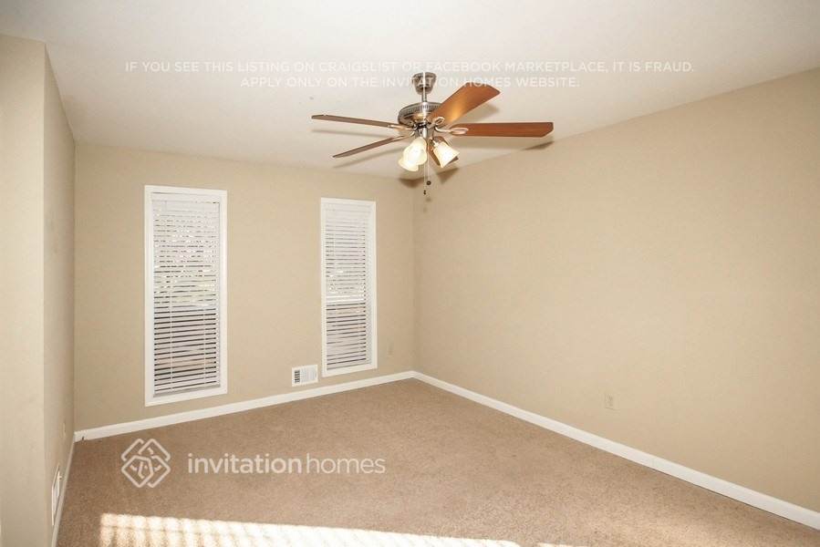 Building Photo - 3179 Terrace Dr