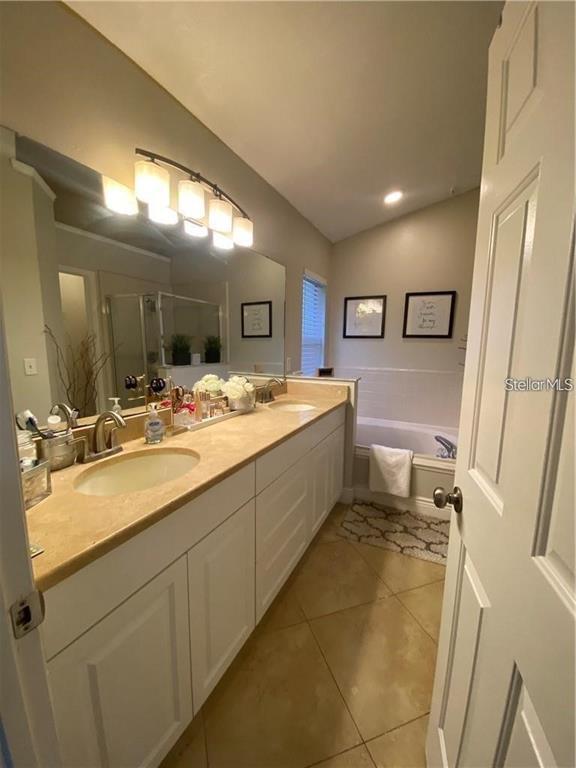 Building Photo - 2476 Shelby Cir