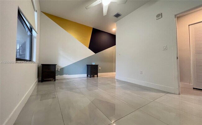 Building Photo - 7825 NW 104th Ave