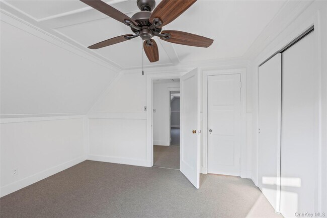 Building Photo - 39 Stewart St