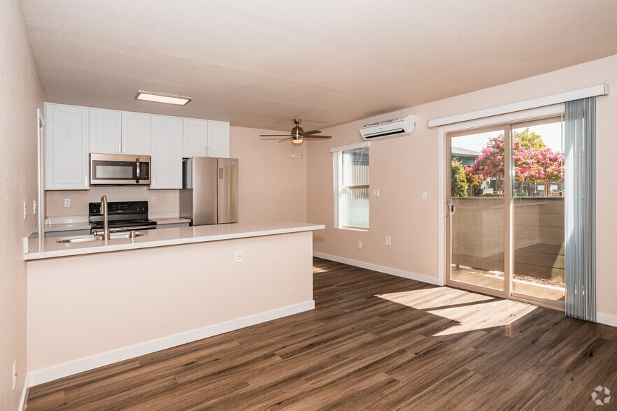 The Landmark 1720 S Hutchins St Lodi CA 95240 Apartment Finder