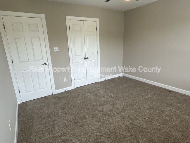 Building Photo - 1100 Kirkeenan Cir