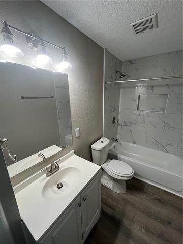 Building Photo - 9415 Musgrave Dr
