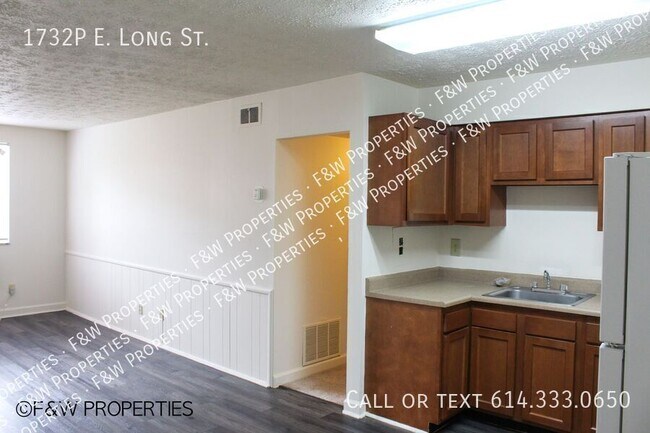 Building Photo - 1732P E. Long St.-