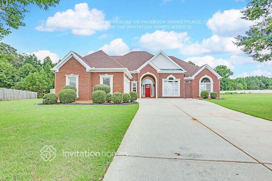 Building Photo - 1135 Rowanshyre Cir