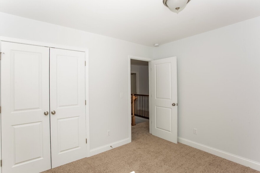 Building Photo - 519 Granby Cir