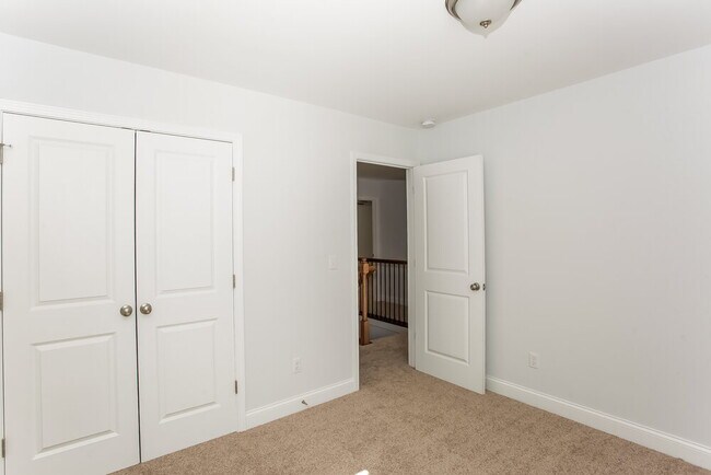 Building Photo - 519 Granby Cir