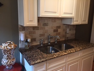 Building Photo - 916 Bromley Rd