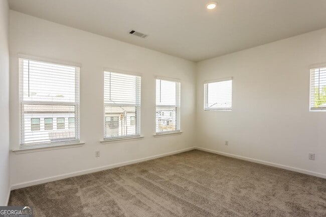 Building Photo - 339 Sammon Wy