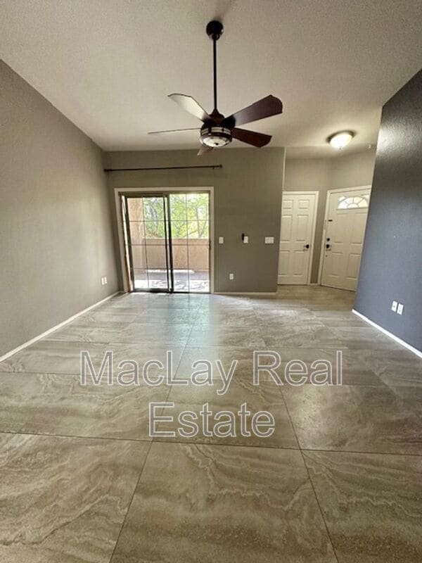 Building Photo - 10136 E Southern Ave