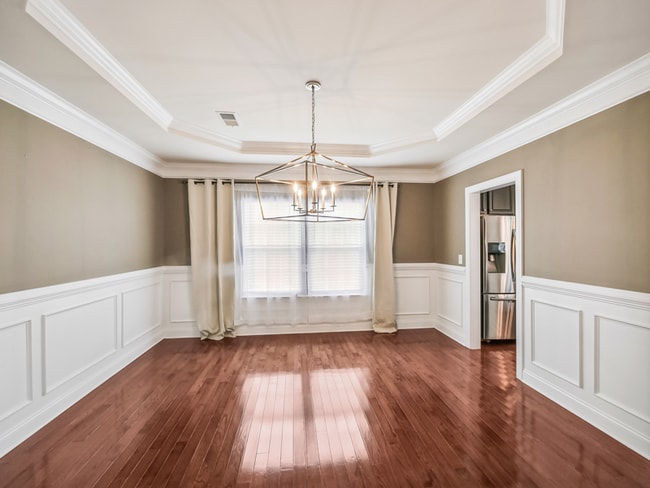 Building Photo - 425 Brushfield Park Dr