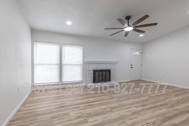 Building Photo - 8039 Big Bend