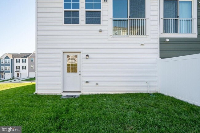 Building Photo - 115 Tuxford Rd