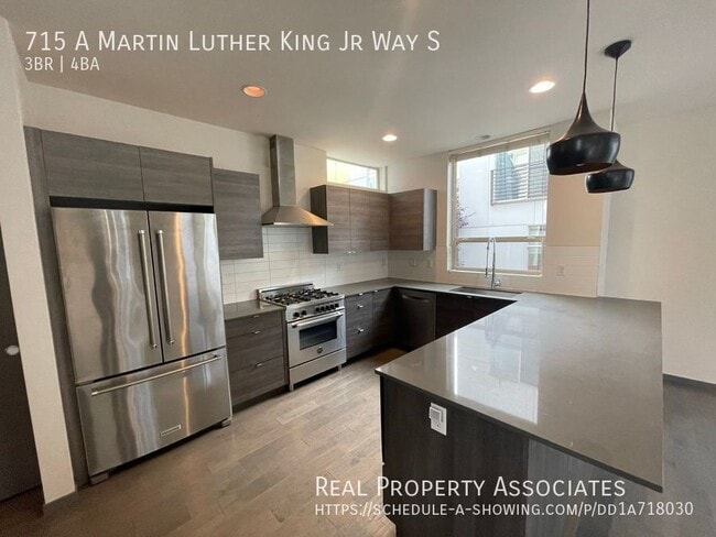 Building Photo - 715 A Martin Luther King Jr Way S