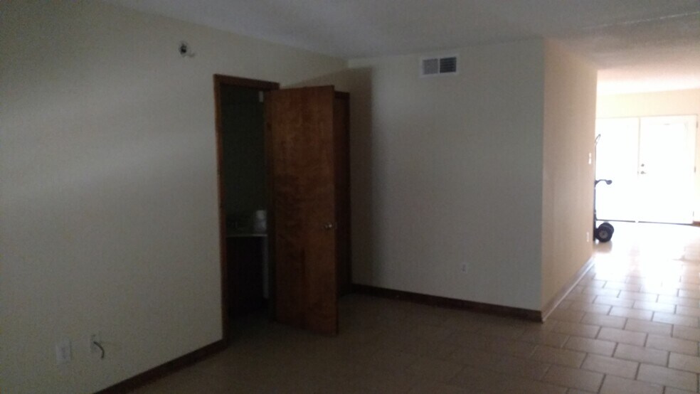 Living Room/Half Bath/Dining Room - 212 Geneva St