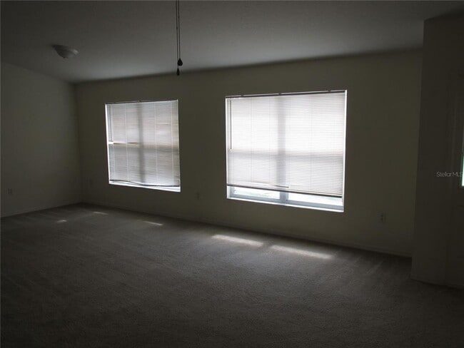 Building Photo - 4565 Fairlane Dr