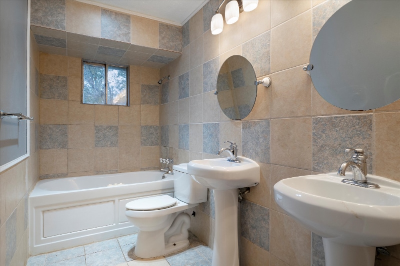 Building Photo - 11009 Bel Air Pl