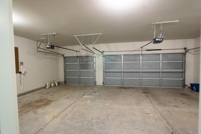 Building Photo - 1115 Dietrich Ln